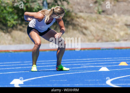 ARNHEM , 27-06-2019 , Papendal training center , Dafne Schippers durante la 4 x 100m formazione relè olandese del team Foto Stock