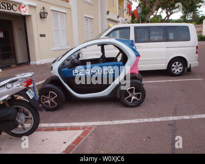 Il più recente viaggio turistico avventura in Bermuda. La Renault Twizy, un veicolo tutto elettrico che consente libertà e indipendenza ai tour in modo sicuro. Foto Stock