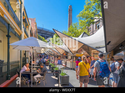 Mercato di domenica su George Street, Sergente Maggiore Row, il quartiere Rocks, Sydney, Nuovo Galles del Sud, Australia Foto Stock