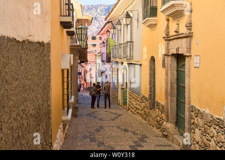 Case colorate e musei a Colonial Calle Jaén, La Paz, Bolivia Foto Stock