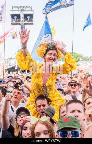 Pilton, Somerset, Regno Unito. Il 28 giugno 2019. Bastille riprodurre la fase della piramide - Il 2019 Festival di Glastonbury, azienda agricola degna, Glastonbury. Credito: Guy Bell/Alamy Live News Foto Stock