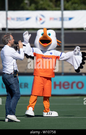 28 giugno 2019 ad Amsterdam, Paesi Bassi FIH Pro League Australia v Inghilterra FIH Pro League 2019 Tokkie Foto Stock