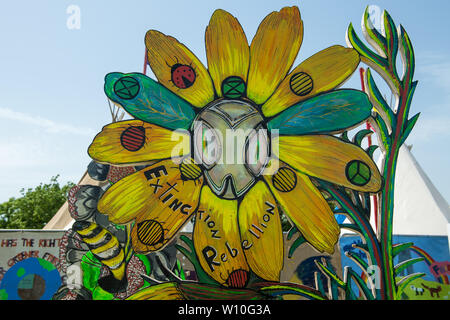 Glastonbury, Pilton, Somerset, Regno Unito. Il 28 giugno, 2019. Glastonbury Festival venerdì 28 giugno 2019. Foto di Tina Korhonen/ Credit: prospettiva femminile/Alamy Live News Foto Stock