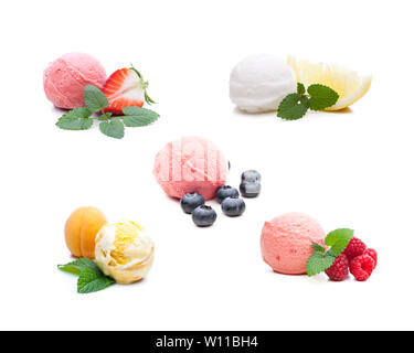 Varie palline di gelato di frutta. Commestibile reale gelato - Senza ingredienti artificiali utilizzati Foto Stock