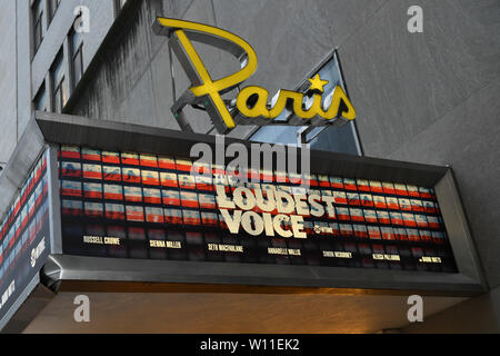 'La voce più clamoroso' New York Premiere al teatro di Parigi il 24 giugno 2019 a New York City. Foto Stock