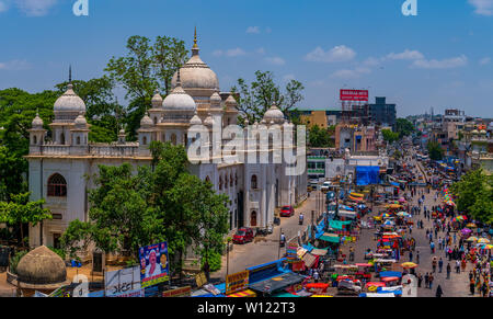 Hyderabad, India - 17 Giugno 2019 : Vintage architettura del Governo Generale Nizamia ospedale situato nei pressi di Charminar Foto Stock