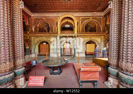 Interior shot di Daria Daulat Bagh, Srirangapatna, Karnataka, India Foto Stock