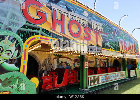 Treno fantasma, carradori fiera del vapore, Peckham Rye Common, Londra, Regno Unito, 29 giugno 2019, Foto di Richard Goldschmidt Foto Stock