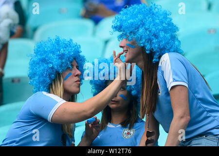 Salvador, Brasile. Il 29 giugno, 2019. Il 29 giugno, 2019, Arena Fonte Nova Stadium, Salvador, Brasile; Copa America torneo internazionale di calcio, Perù versus Uruguay; appassionati di Uruguay Credit: Azione Plus immagini di sport/Alamy Live News Foto Stock