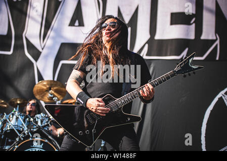 Bologna, Italia. Il 27 giugno, 2019. Eric Peterson, chitarrista della American trash metal band testamento, esecuzione dal vivo sul palco a Bologna al Bologna Sonic Park 2019 sempre prima edizione, apertura per Slipknot. Credito: Alessandro Bosio/Pacific Press/Alamy Live News Foto Stock