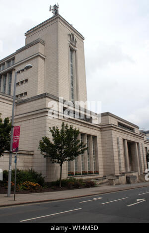 L'edificio di Newton, casa di Nottingham Business School, Nottingham Trent University East Midlands England Regno Unito Foto Stock