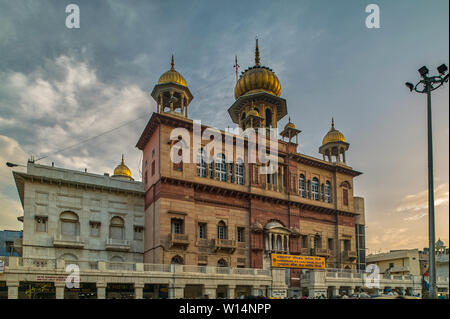 08-giu-2004 Gurdwara Sri Guru Sis Ganj Sahib in Chandni Chowk Delhi India Foto Stock