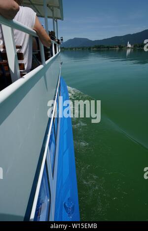 Neuschwanstein si trova ai piedi del Forggensee in Baviera Foto Stock