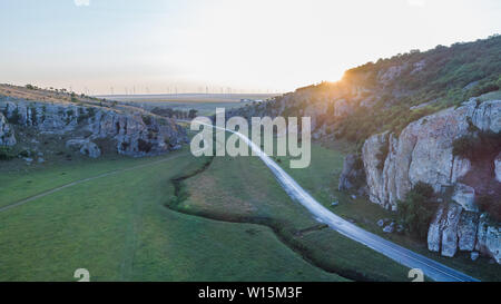 Sunrise in Dobrogea Gorges (Cheile Dobrogei) Romania Foto Stock
