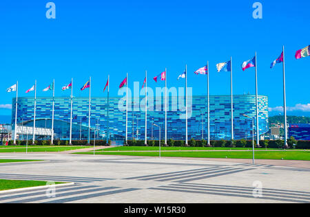 Russia - 14 ottobre 2018-Sochi Olympic Park. Palazzo del ghiaccio iceberg. Foto Stock