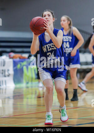 Azione di basket presso il Washington State 2A e 3A TUTTE LE Star Game in Liberty Lago, Washington. Foto Stock