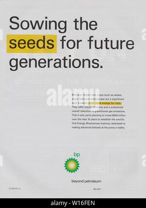 Poster che pubblicizza la British Petroleum Company su rivista cartacea dell'anno 2006, pubblicità, pubblicità creativa BP degli anni 2000 Foto Stock