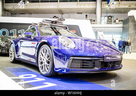 Poznan, Polonia, marzo 2019 tutti i nuovi Porsche 911 Carrera 4S 8a generazione, Poznan International Motor Show, la serie 992 Supersport vettura costruita dalla Porsche Foto Stock