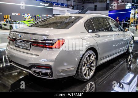 Poznan, Polonia, Mar 2019 BMW Serie 7 berlina M760Li xDrive, Poznan International Motor Show, 6 gen, G12, 7er limousine prodotta da BMW Foto Stock