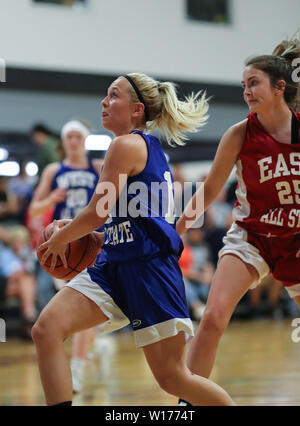 Azione di basket presso il Washington State 1A TUTTE LE Star Game in Liberty Lago, Washington. Foto Stock