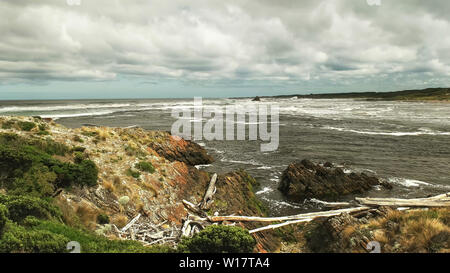 Vista la mattina del arthur foce sulla costa occidentale della Tasmania Foto Stock