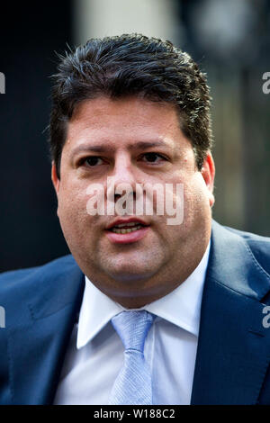 Fabian Picardo su Downing Street a Londra. Il 30 agosto 2013. Regno Unito. Foto Stock