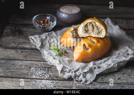 Pasticci di carne mini Foto Stock