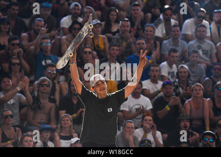 Praga, Repubblica Ceca. Il 30 giugno, 2019. Angelo Caro (Perù) gesti durante il mistico Sk8 Cup 2019, all'interno di Coppa del Mondo di skateboard (WCS), a Praga, nella Repubblica ceca il 30 giugno 2018. Credito: Michal Kamaryt/CTK foto/Alamy Live News Foto Stock