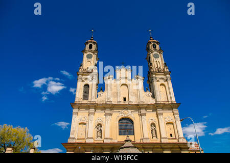 Chirch vecchia di Vilnius. Patrimonio Mondiale dell'UNESCO. La Lituania, Vilnius, Maggio, 2019. Foto Stock