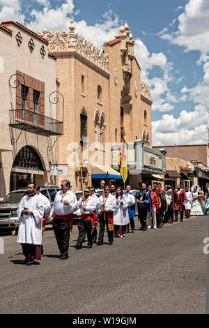 Chiesa processione a Santa Fe New Mexico 30/6/2019 Foto Stock