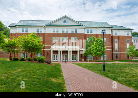 CULLOWHEE, NC, Stati Uniti d'America - 4 maggio: Blue Ridge Residence Hall il 4 maggio 2019 presso la Western Carolina Università in Cullowhee, North Carolina. Foto Stock