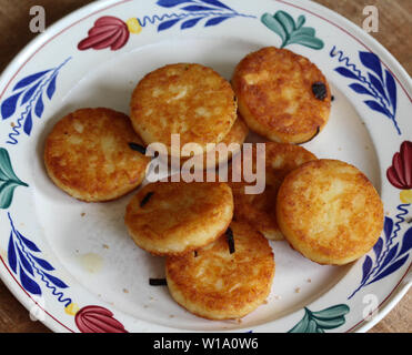 Close up di frittelle di patate Foto Stock