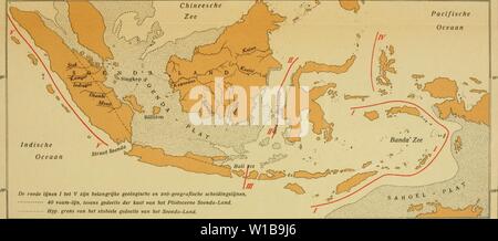 Immagine di archivio da pagina 346 di De zeeën van Nederlandsch Oost-Indië. De zeeën van Nederlandsch Oost-Indië . dezeenvanneder00koni Anno: 1922 Zeeën van Nederlandsch Oost-lndië geologiche lo sportello G. A. F. Molengraaff Kaart 1 lOOO 110° 120° 180O lOO Pacifische Oceaan Indische Oceaan De Roode lijnen ho tot V zijn belangrijke geologische en zoö-geografische scheidingslijnen, 40 vaam-lijn, tevens gedeelte der kust van het Plistoceene Soenda-Land. Hyp. grens van het stabiele gedeelte van het Soenda-Land. lOOo 110° 120° 130° Schets van den Oost-Indischen Archipel met het Soenda-plat en het Sahoel-plat. S Foto Stock