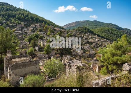 Abbandonato il villaggio greco di Kayakoy, Turchia. Foto Stock
