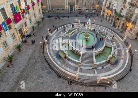 La fontana del Pretorio (Fontana Pretoria), Palermo, Sicilia, Italia, Europa Foto Stock