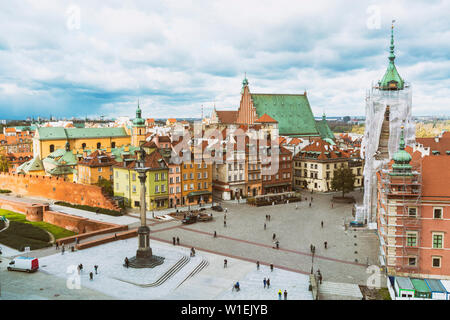 Sigismondo la colonna presso la piazza del Castello (Plac Zamkowy), la Città Vecchia, sito Patrimonio Mondiale dell'UNESCO, Varsavia, Polonia, Europa Foto Stock