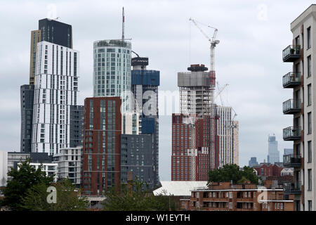 Demolizione di edifici nelle vicinanze Nine Elms rigenerazione area a sud di Londra. Giugno 26, 2019 Foto Stock