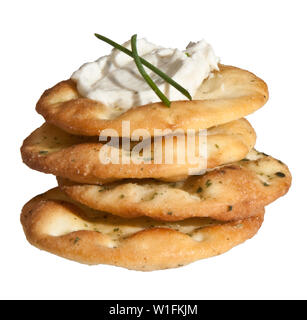 Formaggio e rabboccato cracker pila Foto Stock