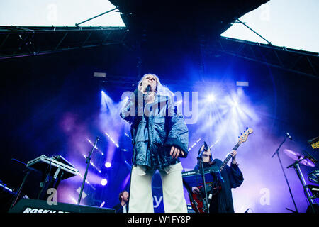 Roskilde, Danimarca. Il 1 luglio 2019. Il cantante norvegese Hoy La esegue un concerto dal vivo durante il danese music festival Roskilde Festival 2019. (Photo credit: Gonzales foto - Malthe Ivarsson). Foto Stock