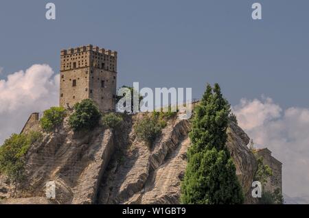 Torre del castello di Roccascalegna Foto Stock