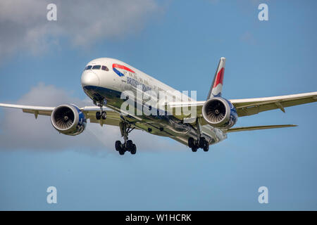 G-ZBKG British Airways 787-9 Boeing Dreamliner che arrivano all'aeroporto di Londra Heathrow Foto Stock