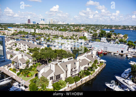 Fort ft. Lauderdale Florida,Hilton Fort Lauderdale Marina,hotel,vista,fiume Intracoastal Seminole,Portside Yacht Club & Condominiums,lungomare,barca,ma Foto Stock