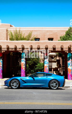 Chevrolet Corvette Stingray Coupe LT 2019 parcheggiato a Santa Fe in Nuovo Messico USA Foto Stock