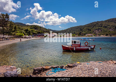 Spiaggia di Panormos, Skopelos, Sporadi settentrionali della Grecia. Foto Stock