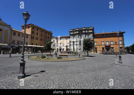 Il Municipio di Bracciano in Piazza IV Novembre. Foto Stock