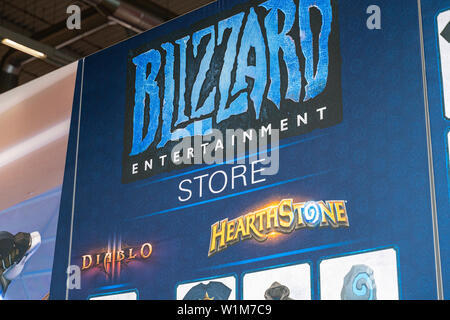 Colonia, Germania - 28 GIU 2019: impressioni a CCXP Colonia: Blizzard Merchandise Foto Stock