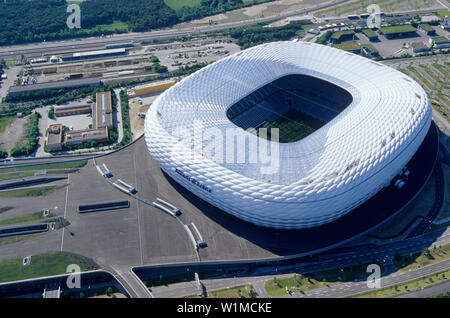 Vista aerea di Allianz Arena, Stadio Allianz Arena di Monaco di Baviera, Germania Foto Stock