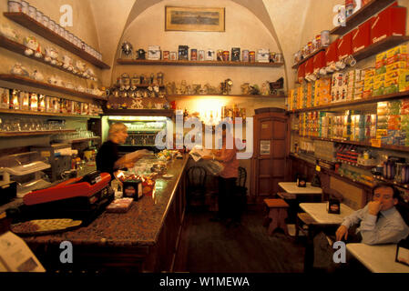 Cafe a Verona, Italia Foto Stock