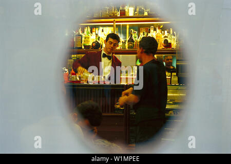 Bar, Viale XX. Settembre, Trieste, Friuli Italia Foto Stock