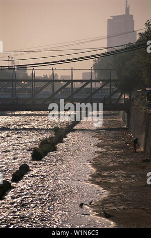 Fiume Mapocho, Santiago del Cile Foto Stock